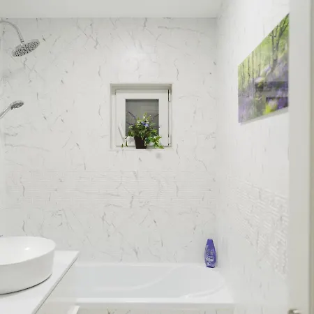 Zen Life Luxury - Herastrau Apartment Bukarest